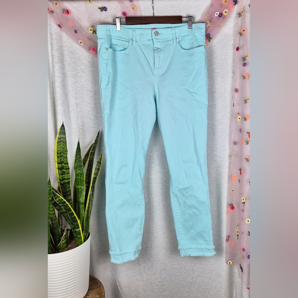 Lilly Pulitzer Aqua Crop Jeans Raw Hem Size 14 Like New